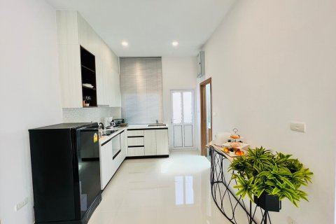 House in Bang Lamung, Thailand 3 bedrooms № 37981 - photo 5