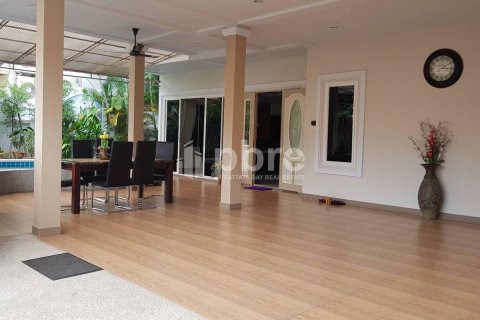 House in Bang Lamung, Thailand 4 bedrooms № 38846 - photo 17