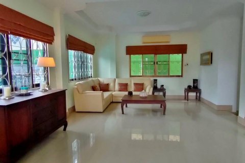 House in Sattahip, Thailand 3 bedrooms № 37414 - photo 4