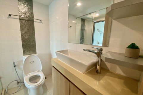 Condo in Bang Lamung, Thailand, 2 bedrooms  № 38073 - photo 12