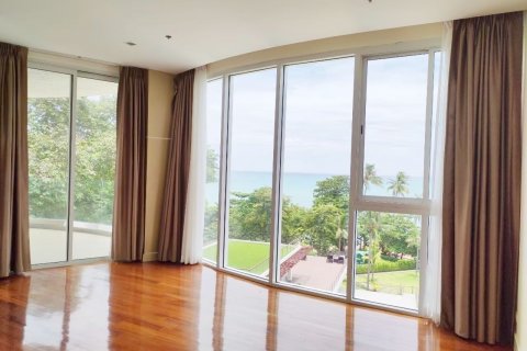 Condo in Bang Lamung, Thailand, 3 bedrooms  № 38377 - photo 9