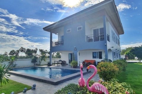 House in Sattahip, Thailand 4 bedrooms № 37695 - photo 4