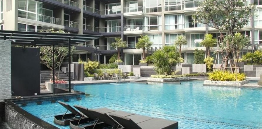 Condo in Pattaya, Thailand, 3 bedrooms in Apus  № 39115