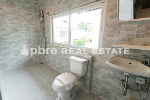 House in Bang Lamung, Thailand 4 bedrooms № 38677 - photo 6