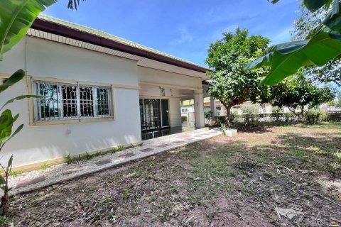 House in Bang Lamung, Thailand 3 bedrooms № 37569 - photo 20