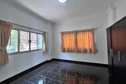 House in Bang Lamung, Thailand 3 bedrooms № 37569 - photo 15