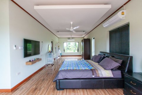 House in Bang Lamung, Thailand 5 bedrooms № 38053 - photo 19