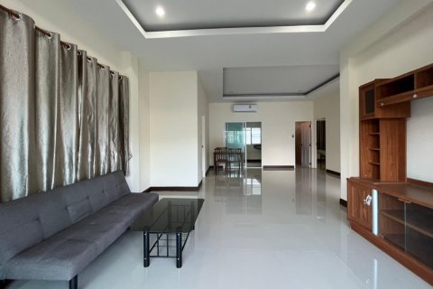 House in Sattahip, Thailand 3 bedrooms № 38413 - photo 5