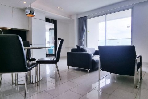 Condo in Bang Lamung, Thailand, 2 bedrooms  № 37282 - photo 3