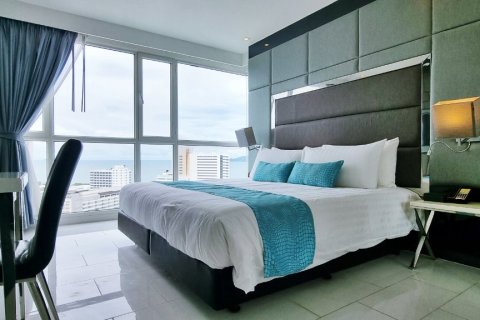 Condo in Bang Lamung, Thailand, 2 bedrooms  № 37282 - photo 7