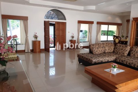 House in Bang Lamung, Thailand 3 bedrooms № 38597 - photo 4