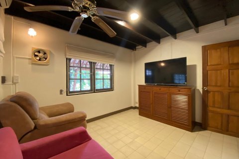 House in Bang Lamung, Thailand 2 bedrooms № 37337 - photo 16