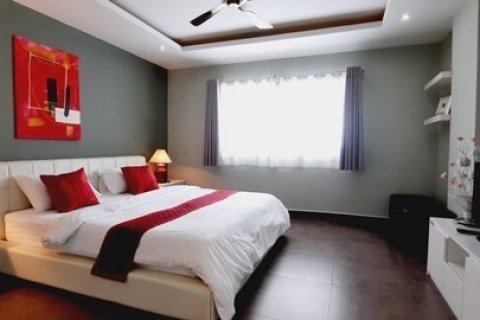 Condo in Bang Lamung, Thailand, 2 bedrooms  № 37880 - photo 14