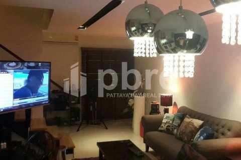 House in Bang Lamung, Thailand 4 bedrooms № 38343 - photo 3