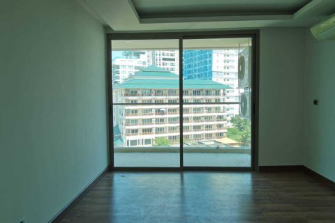 Condo in Bang Lamung, Thailand, 1 bedroom  № 38127 - photo 2