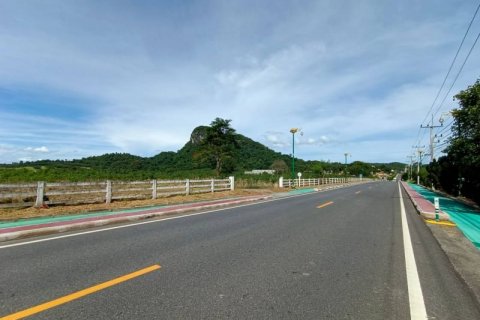 Land in Sattahip, Thailand 41556 sq.m. № 37709 - photo 2