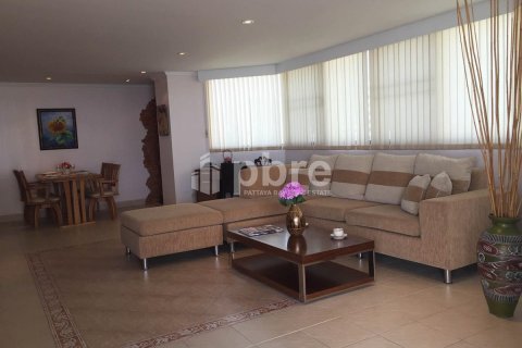 Condo in Bang Lamung, Thailand, 3 bedrooms  № 37421 - photo 5