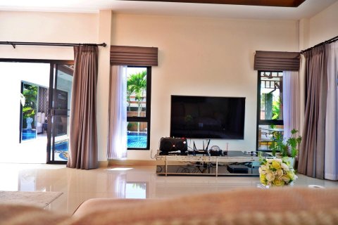 House in Bang Lamung, Thailand 3 bedrooms № 37786 - photo 8