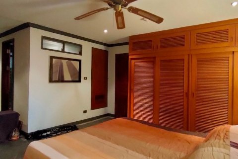 Condo in Bang Lamung, Thailand, 2 bedrooms  № 37280 - photo 19