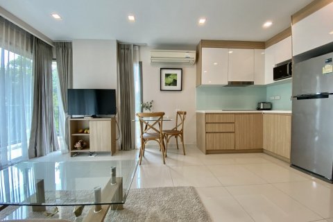 Condo in Bang Lamung, Thailand, 2 bedrooms  № 38071 - photo 2