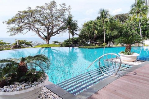 Condo in Bang Lamung, Thailand, 2 bedrooms  № 38374 - photo 1