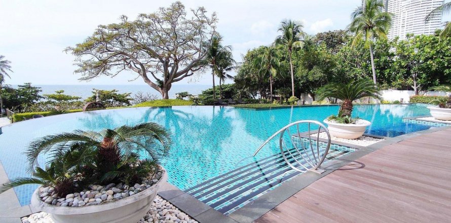 Condo in Bang Lamung, Thailand, 2 bedrooms  № 38374