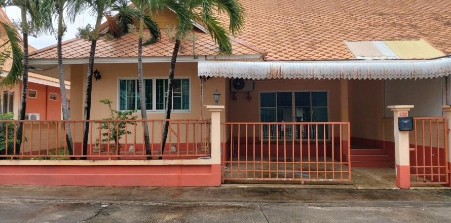 House in Bang Lamung, Thailand 2 bedrooms № 38520