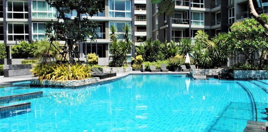 Condo in Pattaya, Thailand, 2 bedrooms in Apus  № 39191