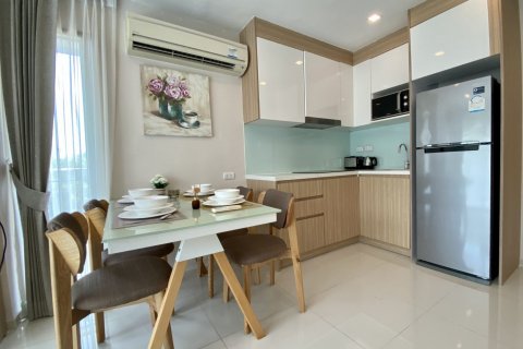 Condo in Bang Lamung, Thailand, 2 bedrooms  № 38072 - photo 2