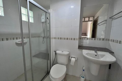 House in Bang Lamung, Thailand 4 bedrooms № 37526 - photo 26