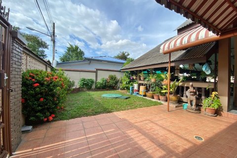 House in Bang Lamung, Thailand 2 bedrooms № 37337 - photo 2