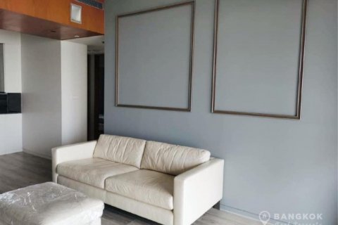 Condo in Bangkok, Thailand, 2 bedrooms  № 36962 - photo 2