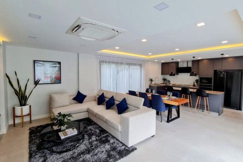 House in Bang Lamung, Thailand 3 bedrooms № 37886 - photo 9