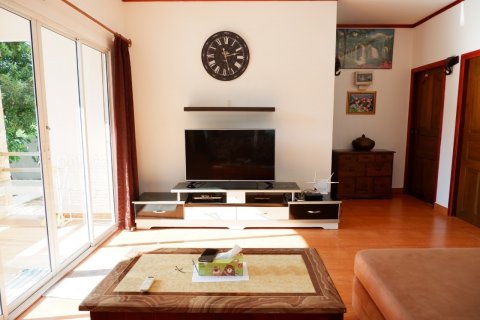 House in Sattahip, Thailand 3 bedrooms № 38278 - photo 5