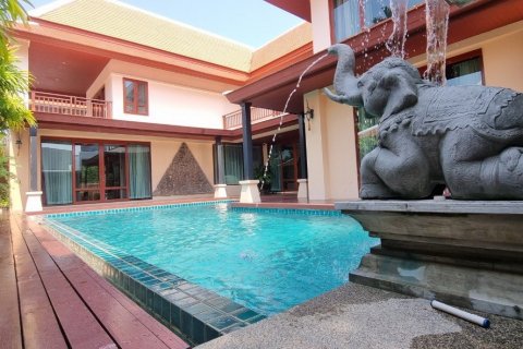 House in Bang Lamung, Thailand 4 bedrooms № 38091 - photo 3