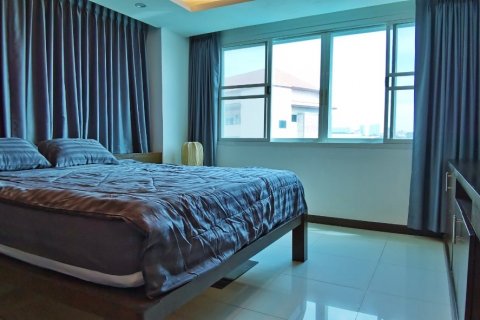 Condo in Bang Lamung, Thailand, 2 bedrooms  № 37681 - photo 10