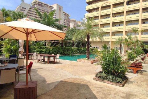 Condo in Bang Lamung, Thailand, 1 bedroom  № 38427 - photo 4