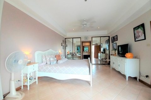 Condo in Bang Lamung, Thailand, 1 bedroom  № 37903 - photo 15