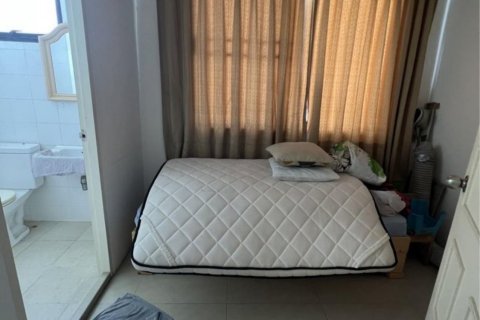 Condo in Bangkok, Thailand, 2 bedrooms  № 40317 - photo 14