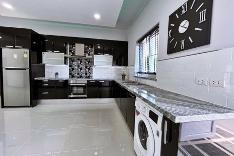 House in Sattahip, Thailand 3 bedrooms № 37445 - photo 6