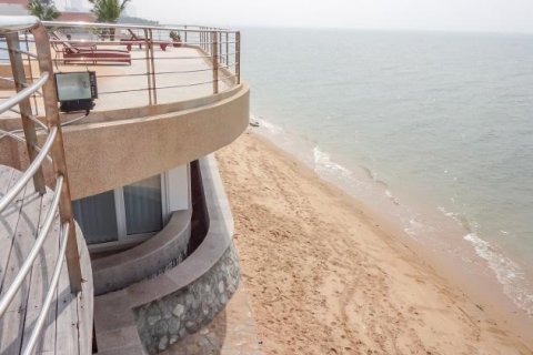 Condo in Bang Lamung, Thailand, 2 bedrooms  № 37254 - photo 13