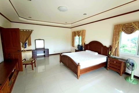 House in Sattahip, Thailand 5 bedrooms № 37396 - photo 9