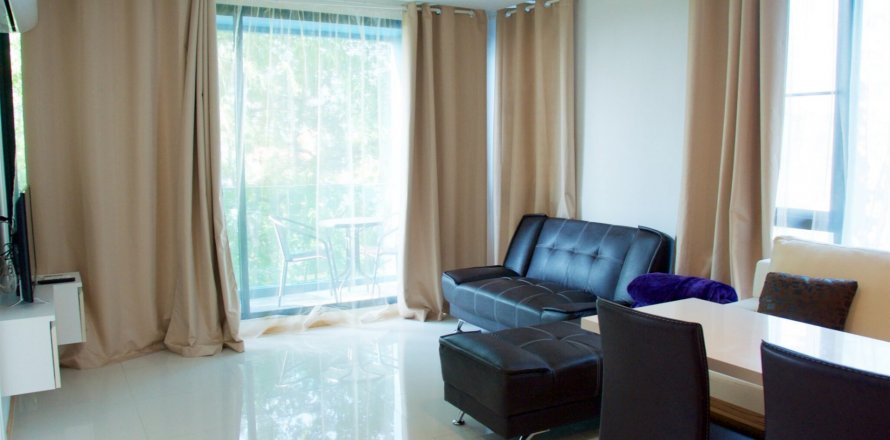 Condo in Pattaya, Thailand, 1 bedroom in Acqua  № 39177
