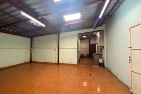 Business in Bang Lamung, Thailand 812 sq.m. № 38045 - photo 19