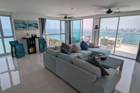 Condo in Bang Lamung, Thailand, 3 bedrooms  № 38007 - photo 2