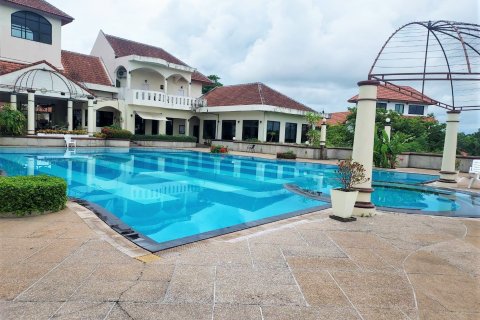 House in Pattaya, Thailand 5 bedrooms № 36720 - photo 19