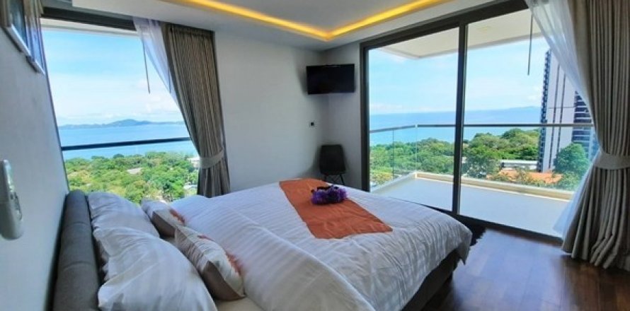 Condo in Pattaya, Thailand, 2 bedrooms in THE PEAK TOWERS  № 39123