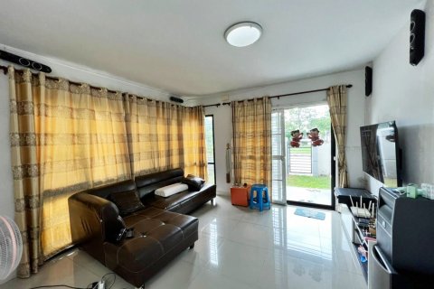 House in Bang Lamung, Thailand 3 bedrooms № 37819 - photo 2