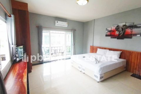 House in Bang Lamung, Thailand 4 bedrooms № 38677 - photo 5