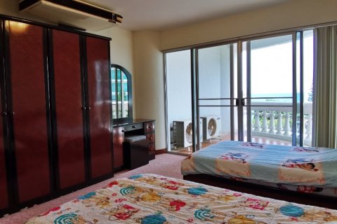 Condo in Bang Lamung, Thailand, 3 bedrooms  № 37580 - photo 13